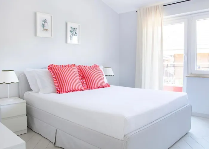 Three-Bedroom With Private Terrace - Anagnina