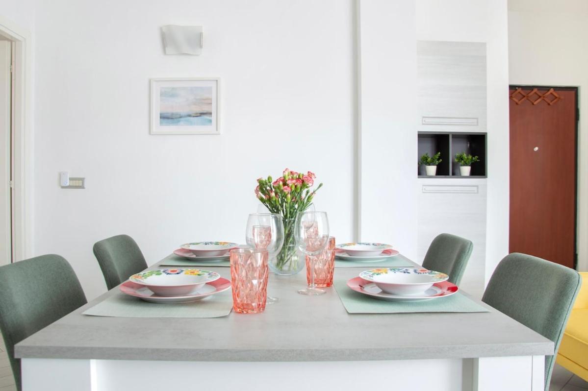 Appartamento Three-bedroom With Private Terrace - Anagnina *