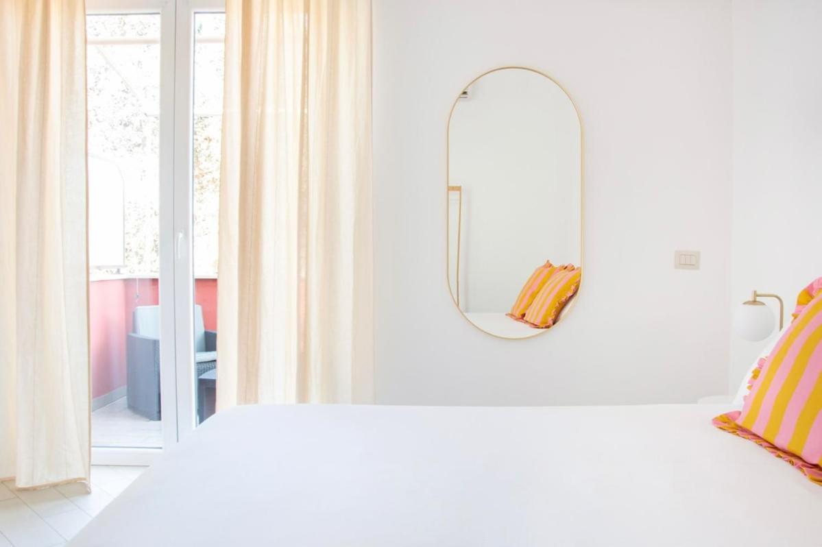 Three-bedroom With Private Terrace - Anagnina *