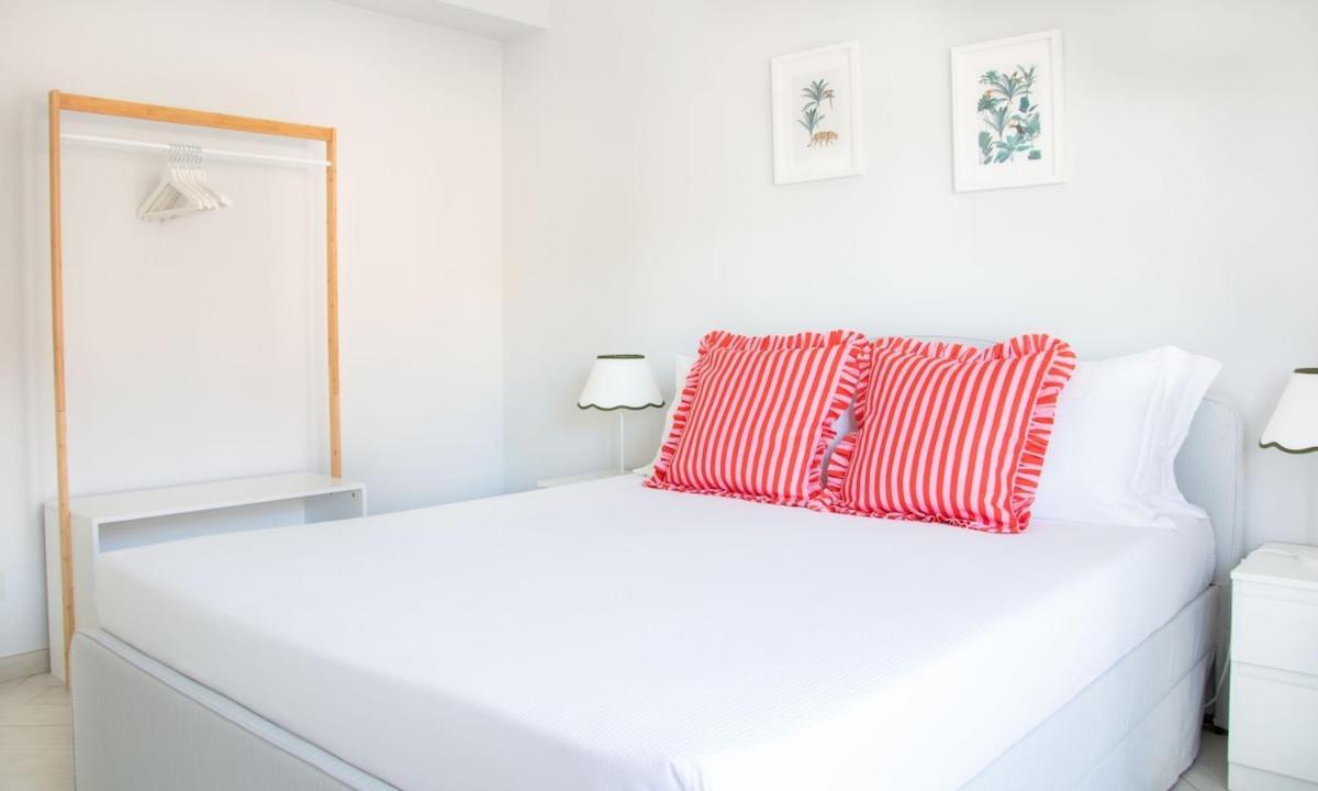Three-bedroom With Private Terrace - Anagnina